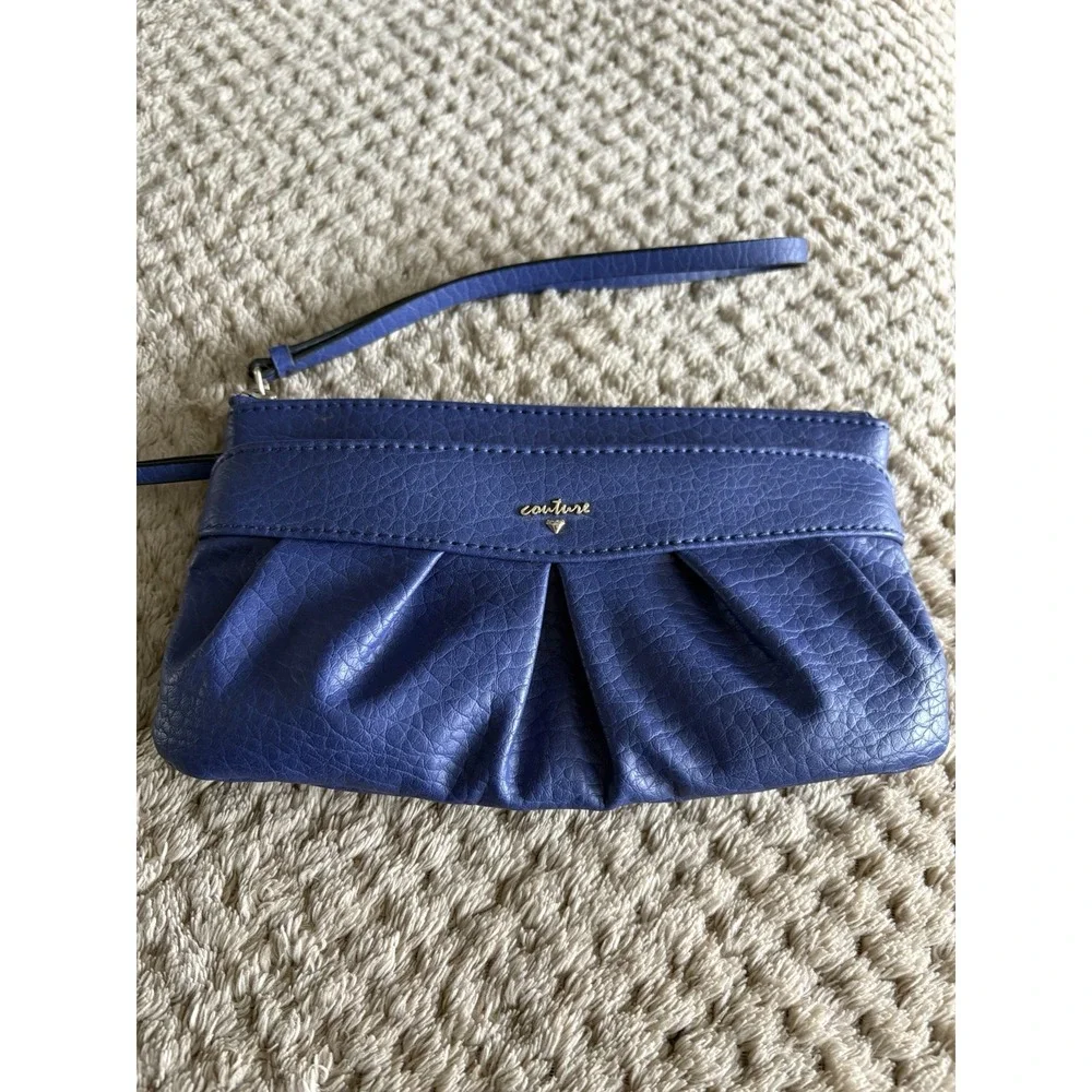 Juicy Couture Womens Blue Faux Leather Zip Pockets Wristlet Clutch Purse Bag